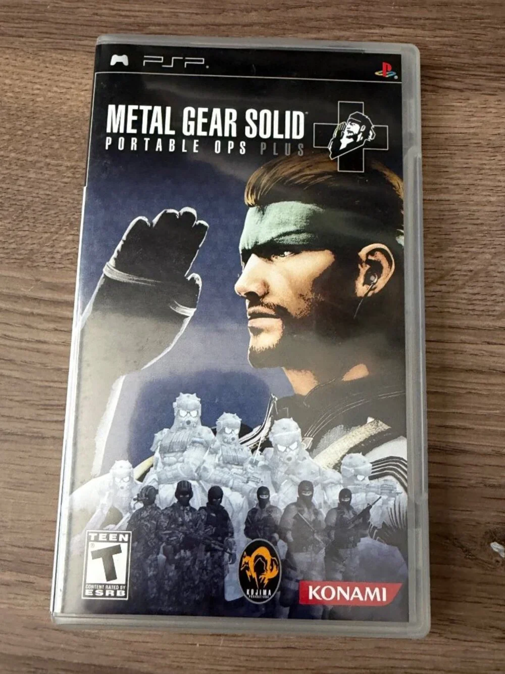 PSP 2 Game Lot Bundle Metal Gear Solid Portable Ops & Portable Ops Plus CIB